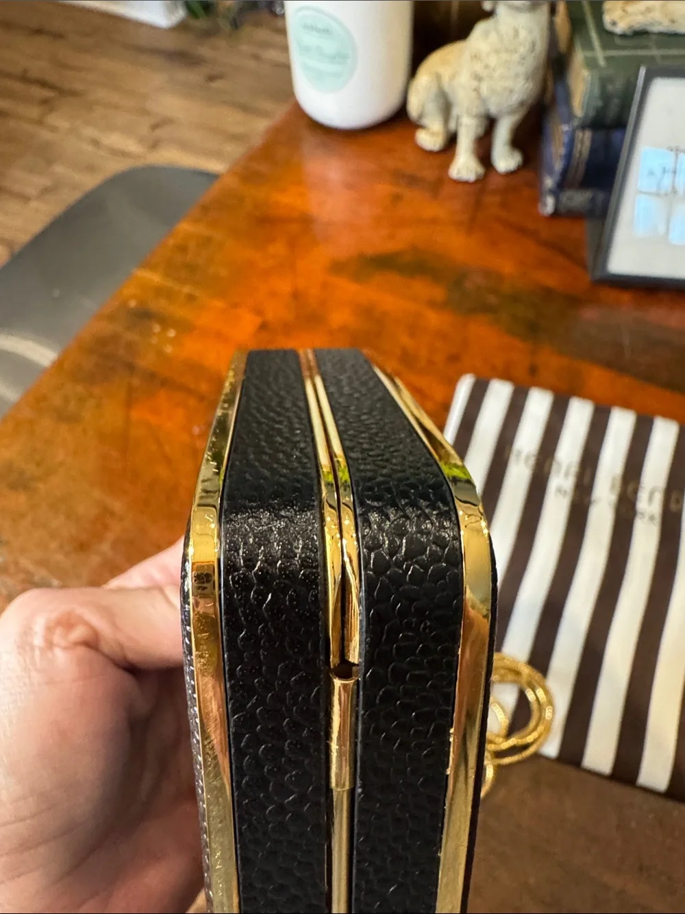 henri bendel sleek box